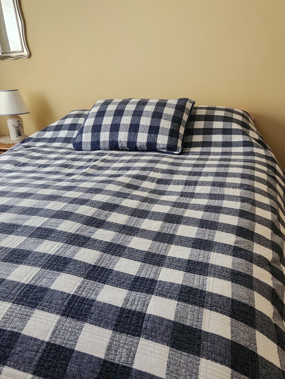 EDDIE BAUER Quilt Full Queen 1 Sham Blue Plaid Reversible Cotton Cottage Home